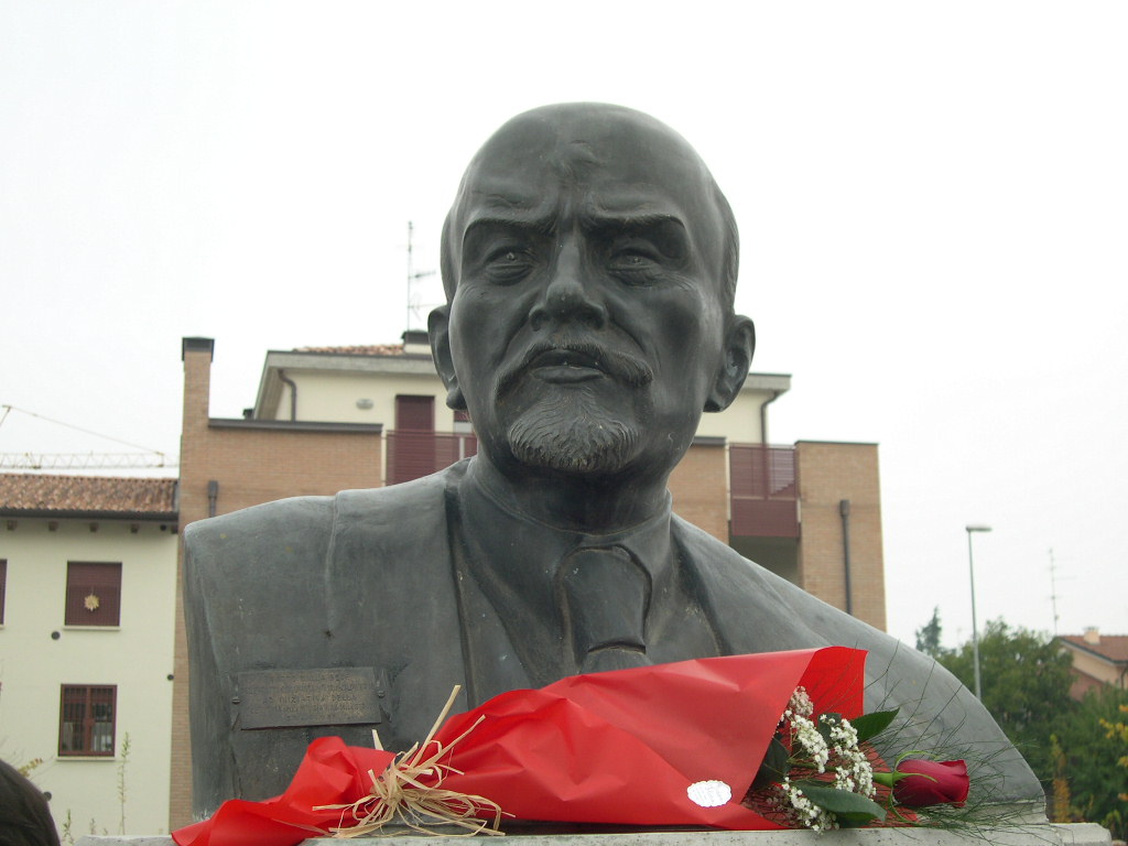 Busto di Lenin a Cavriago